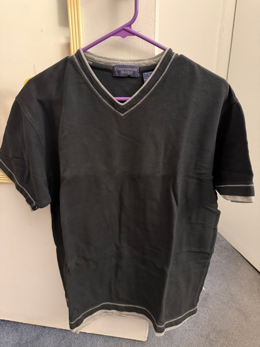 Men's Black V-Neck Short Sleeve Shirt